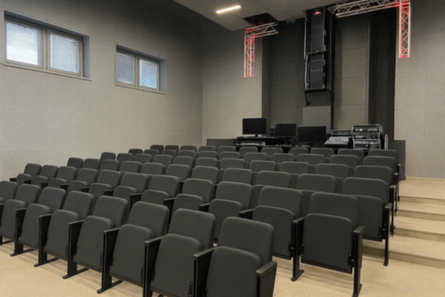 Sukces zespołu DOMINO na Ogólnopolskim Festiwalu Piosenki Niezłomnej i Niepodległej w Krakowie