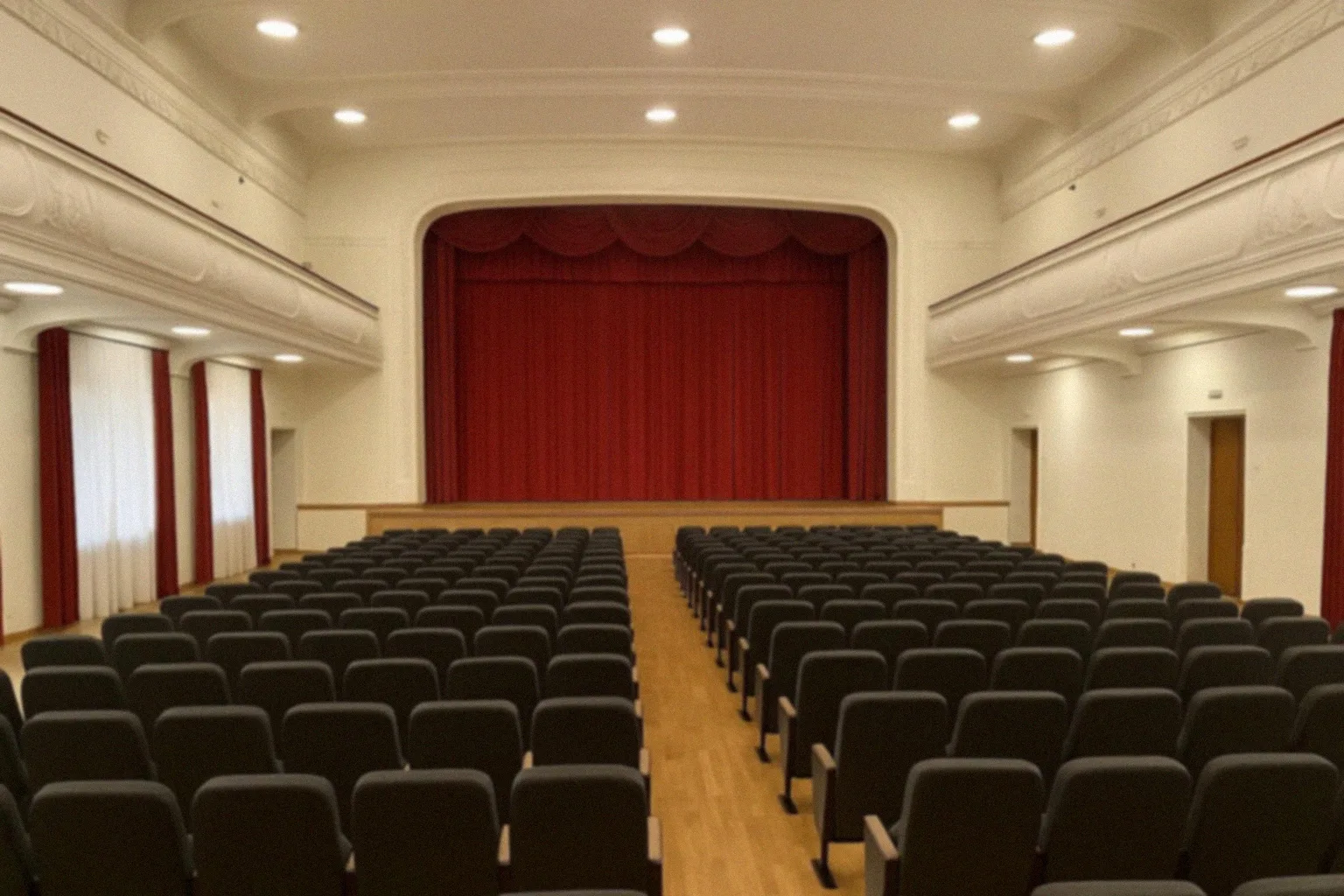 Wyjątkowy recital Anny Jurksztowicz w Hajnowskim Domu Kultury